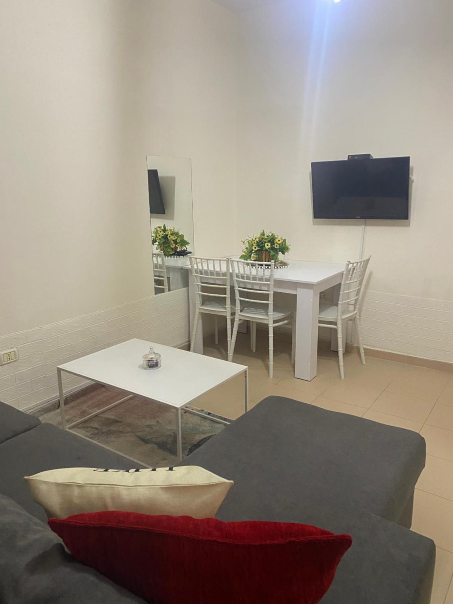 Chlo Apartment 4 Tirane Zewnętrze zdjęcie